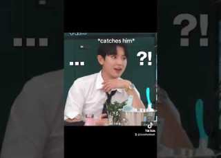 Omg Stop Flirting In The Office Baekhyun Exo Chanyeol Chanbaek
