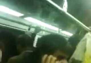 پیرمرد بی اعصاب تو مترو پدسگ گوه خویدو