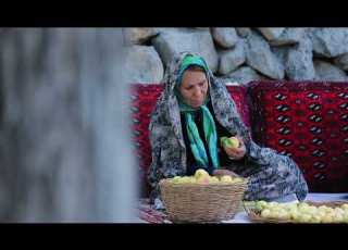 Tame Natanz Village Preparation Of Local Nutmeg روستای طامه نطنز تهیه جوزغند محلی