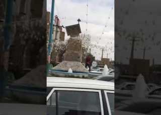  جق زدن وسط خیابان