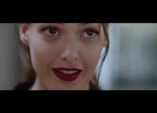 Dilan Çiçek Deniz Avon TV Commercial