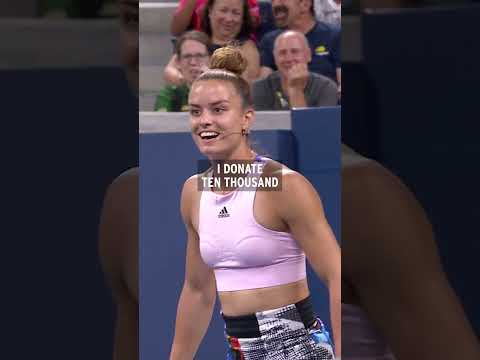 Fan PROPOSES To Maria Sakkari