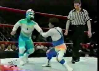  Mini Nova Vs Mini Max 04 25 1999 WWF Super Astros