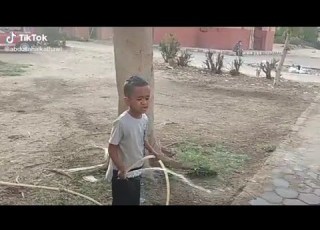  الفنان عبد الله الكلحاوي يغني أسواني يا اسواني بصوت جميل