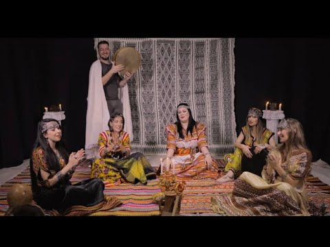 Noria Taous Arhab Célia Ould Mohand Yasmine Taleb Ansayen N Tjaddit