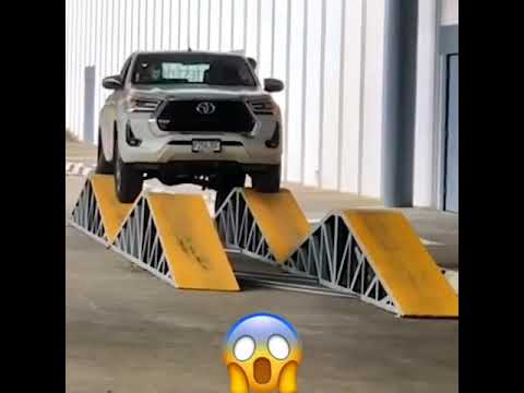 شاهد قوة الوحش الياباني الجديد مفخرةالأرض اليابان تيوتا هايلوكس