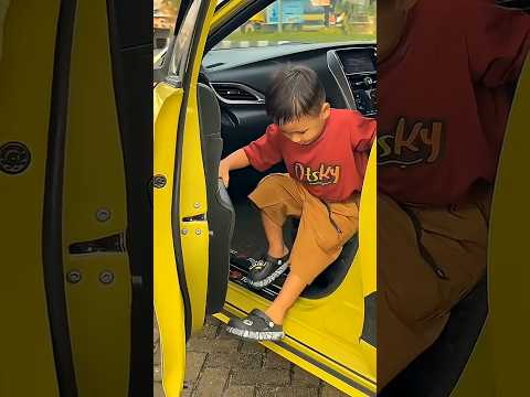 م اذ ا ت ع ل م ت م ن ه ذ ا الط ف ل شاهد للنهايه قران كريم مع الذاكرين