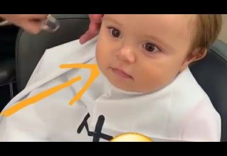 شاهد فرحة هذا الطفل بعد حلق شعره