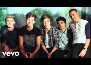 One Direction BRING ME TO 1D KISS YOU PREMIERE