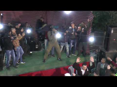 استقبال تحت زخات الرصاص ودحيه بواريد على منصه العريس مازن ابو سنينه اشترك بالقناة من فضلك