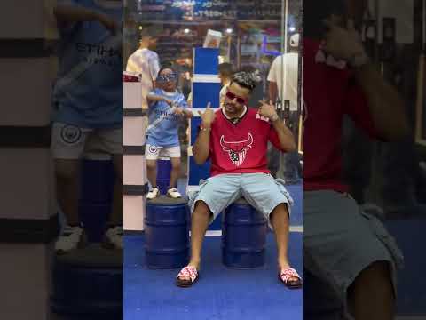 صايع بلبس من Zara