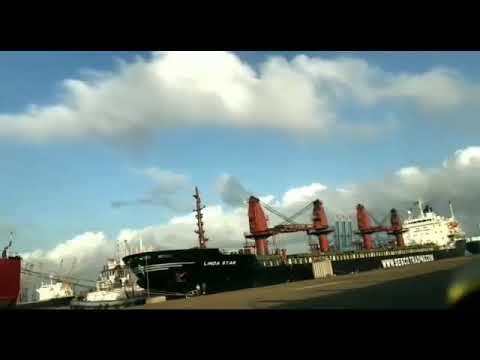 وأديني واقف قصدكم ونجاحي حارق قلوبكم