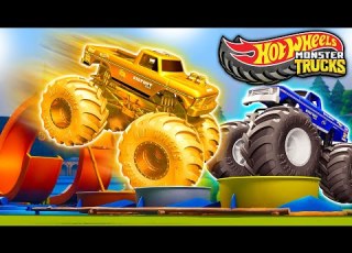  Hot Wheels Monster Trucks Golden Bigfoot Makes The EPIC JUMP