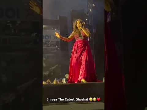 Cute Moments Of Shreya Ghoshal Live Mumbai Concert 2025 Shreyaghoshal Sg Mumbaiconcert