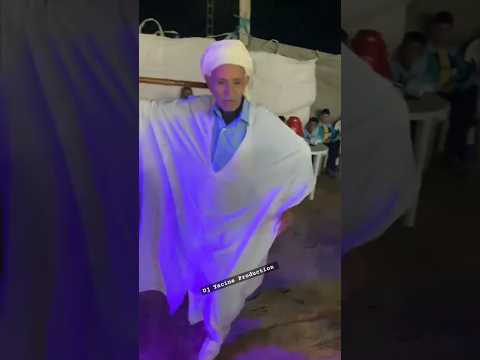الحاج يحي ي القصبة الشاوية بطريقته رقص أصيل من الأوراس