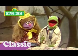  Kermit News Little Ms Muffet Sesame Street Classic