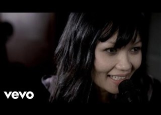  Bic Runga Winning Arrow
