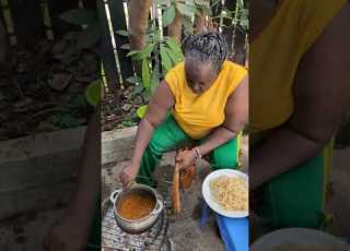 Italian Receipe Made In Mama S African Pot Spaghetti Bolognese Tamu Sana Subscribe Shorts