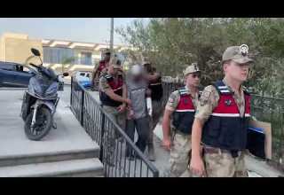 Hatay Defne De 150 Bin Lirasını Gasbettiği Kişiyi Satırla Öldüren Zanlı Yakalandı
