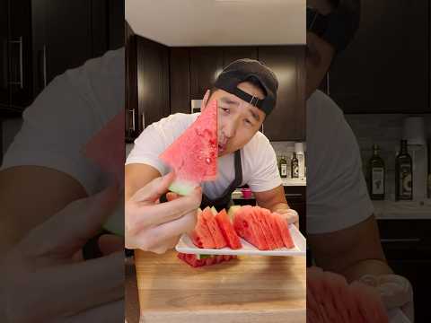 An Easy Pretty Way To Cut A Watermelon