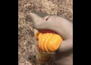  Shark Puppet Eats Cheese
