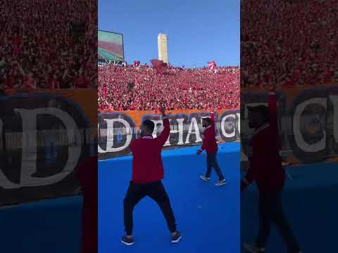 ساعة قبل مباراة الوداد و الأهلي الجماهير الودادية تخلق الرعب في المدرجات ساعة قبل مباراة الوداد و الأهلي الجماهير الودادية تخلق الرعب في المدرجات