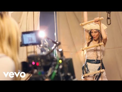 Caroline Polachek Ocean Of Tears Behind The Scenes