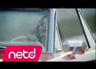 İrem Derici Düşler Ülkesinin Gelgit Akıllısı