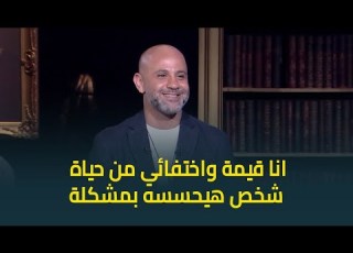  عزيز الشافعي انا ملحن بيكتب والوحيد اللي ممكن يلحن كلماتي الموسيقار محمد عبدالوهاب