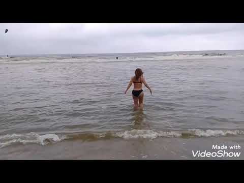 سما المصري ب البكيني في بحر هولندا