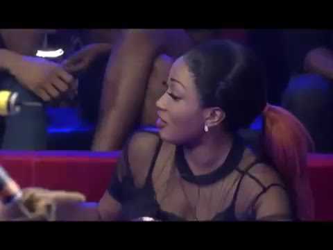 SOUVENIR LE KARAFOLIE DE PAT SAKO MONTRE SON TALENT