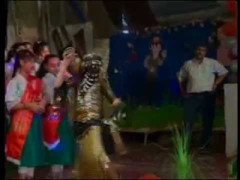 عرض يا حلوة يا شايلة البلاص