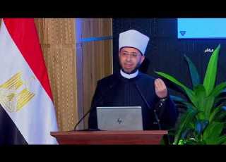 الأستاذ الدكتور أسامة الأزهري وزير الأوقاف يستعرض محتويات منصة الأوقاف الرقمية