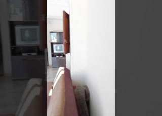 يوجد استديو للايجار مفروش فى المندرة بحرى ٣دقائق للبحر