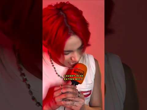 The Secret Behind Heeseung Vocal High Note Is Him Eating Mic Heeseung Enhypen 희승 이희승 엔하이픈