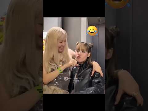 Lisa S Lips Dried Up While Performing Dream Live Chaelisa So Cute Coachella