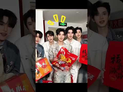 قصة إخوة عوضوا أختهم عن غياب والدها Viralvideo قصة إخوة عوضوا أختهم عن غياب والدها Viralvideo