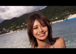 山田あい 16歳の頃に1年間の野宿生活 令和の超新星 がグラマラスボディー披露