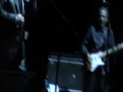 Ali Campbell I Can T Help Falling In Love With You Live In Bogotá COLOMBIA 2012