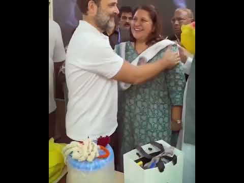Supriya Shrinate Funny Moment Front Of Rahul Gandhi Funny Funnyvideo Memes