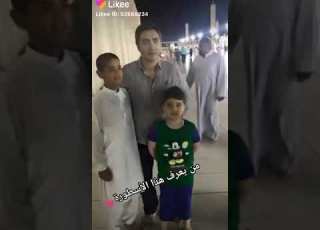 الاسطورة مراد علمدار يحج في بيت الله الحرام مع اولاده