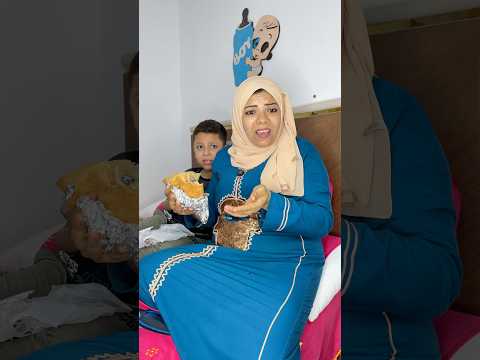 مرات ابوها مش عايزه تأكلها كريب مع ابنها محمد رانجو مرات ابوها مش عايزه تأكلها كريب مع ابنها محمد رانجو