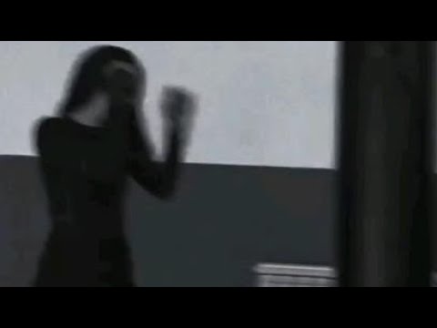 ايديت حزين على اغنية قولوا لها انني لازلت اهواها تأخذ الفكرة حلالك بس منشن