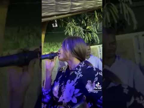 حلو مبكي المزز