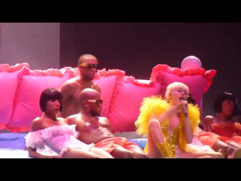 Miley Cyrus Getitright HD O2 Arena 06 05 14