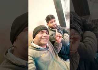 Aakh Ye Taalebanii
