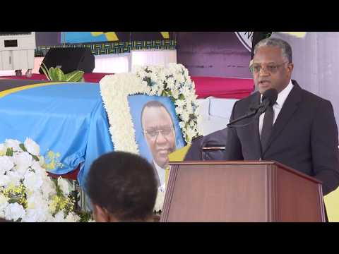 LUKUVI ALIANZISHA MRADI WA MABASI YA WANAFUNZI DSM NA KUPUNGUZA ADHA YA USAFIRI KWA WANAFUNZI