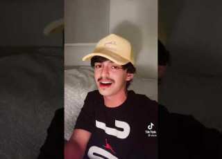 مرحوم يا اب المداح مرحوم نتعرف