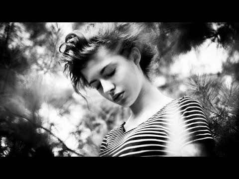 Güneş Küsmüş şavkımıyor Ah Sensiz