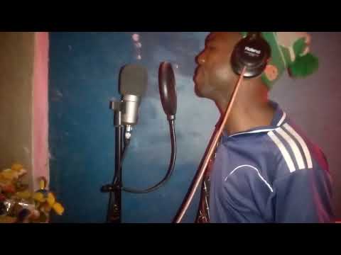 JILEKA MAPANDA NDANI YA MIKA STUDIO Akirecod